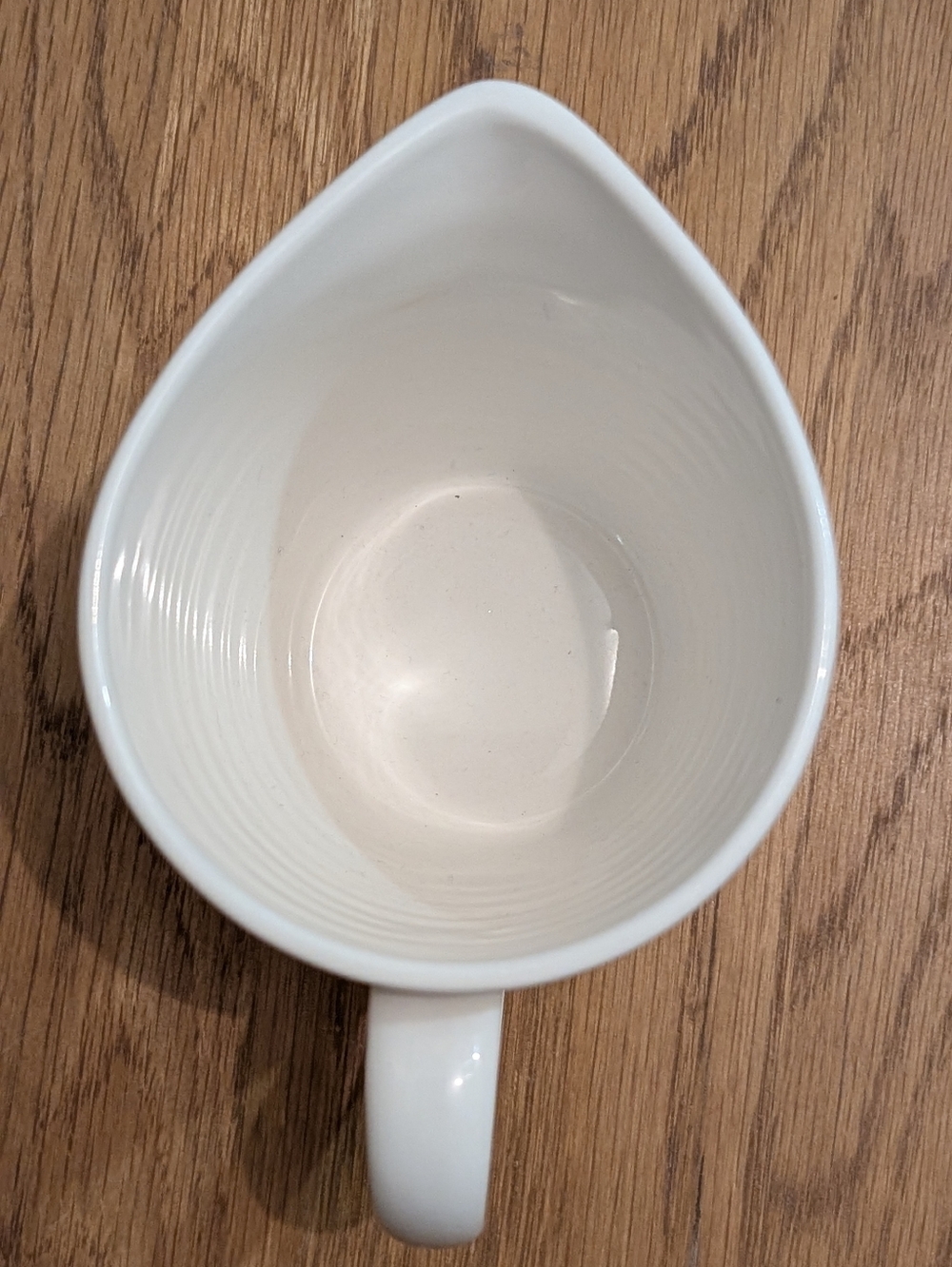 Creamer w/ Ribbed (Beehive Design) - Picture 4 of 5